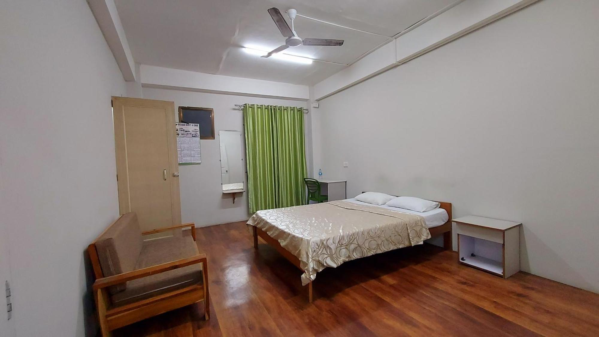 Hotel Dinthar Zara Āīzawl エクステリア 写真
